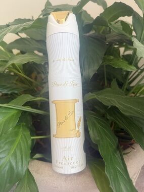 Lattafa Peace & Love White and Gold Air Freshener